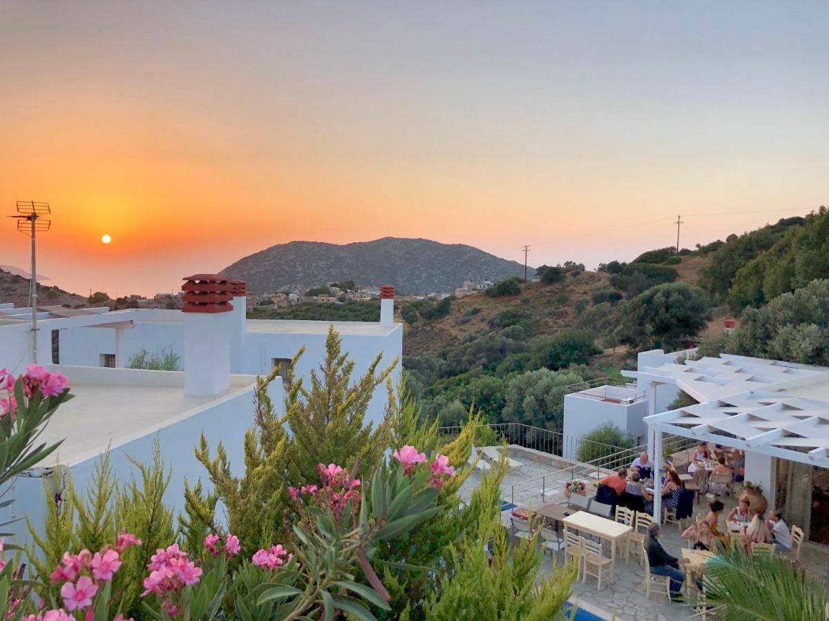 Mourtzanakis Residence - Traditional Eco Hotel In Akhládha المظهر الخارجي الصورة