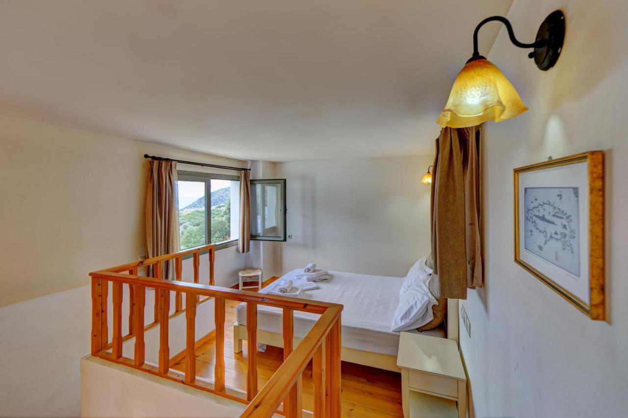 Mourtzanakis Residence - Traditional Eco Hotel In Akhládha المظهر الخارجي الصورة