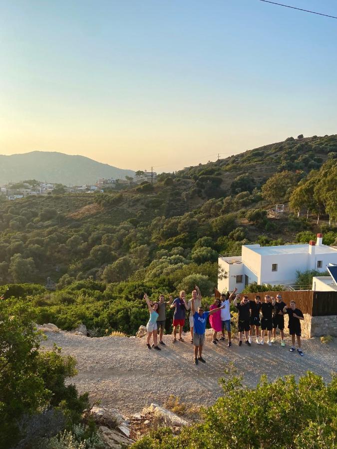 Mourtzanakis Residence - Traditional Eco Hotel In Akhládha المظهر الخارجي الصورة